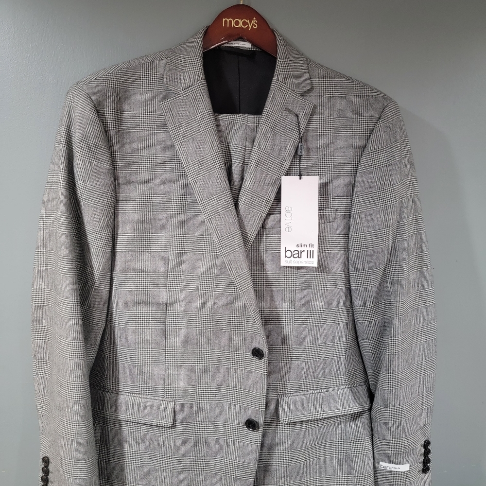 Bar III Men's Black/White Plaid Suit